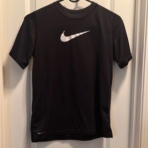 Boys Nike Dri-Fit Shirt Size L